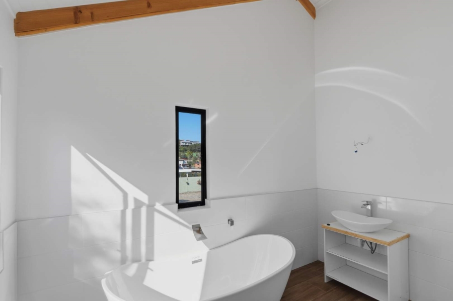 4 Bedroom Property for Sale in Knysna Heights Western Cape